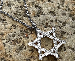 Star of David necklace in support of the headquarters of the families of the abductees